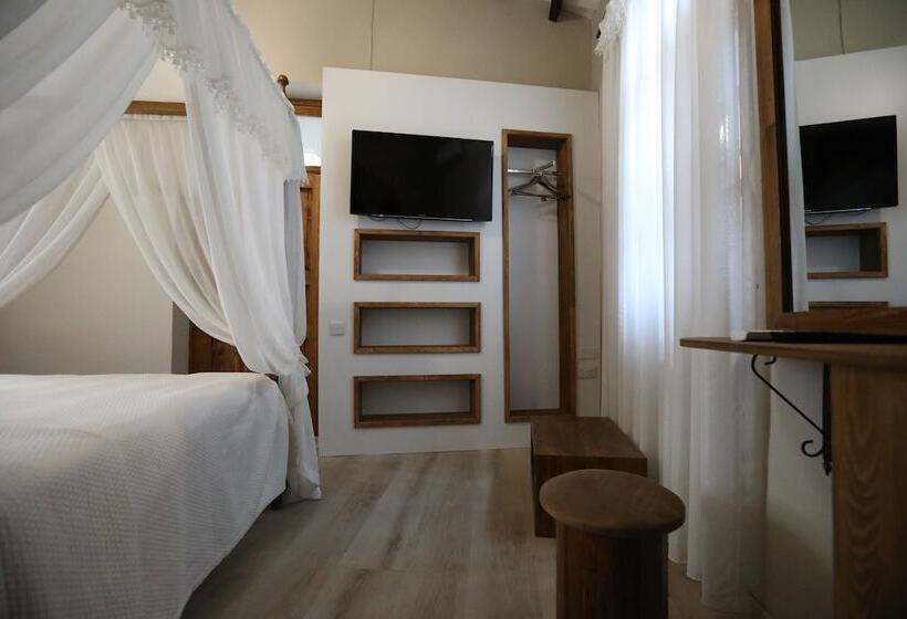 پانسیون Hilmi Efendi Guest House