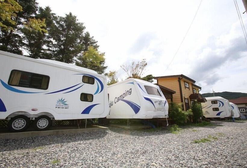 بنسيون Muju Caravan Pesnion
