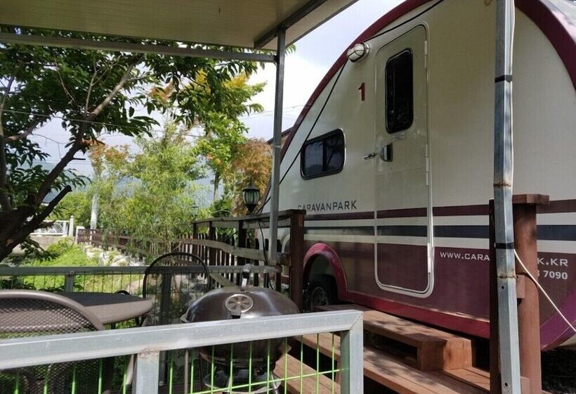 بنسيون Muju Caravan Pesnion