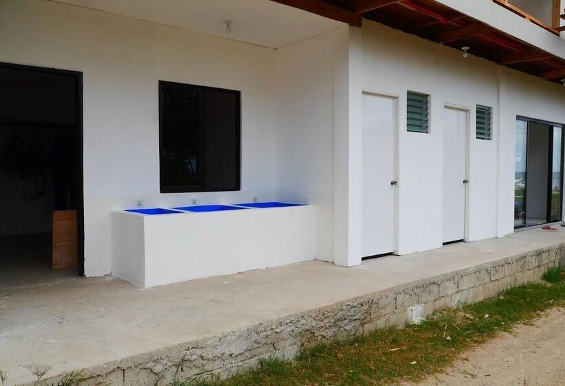 بنسيون Mystic Divers Guesthouse