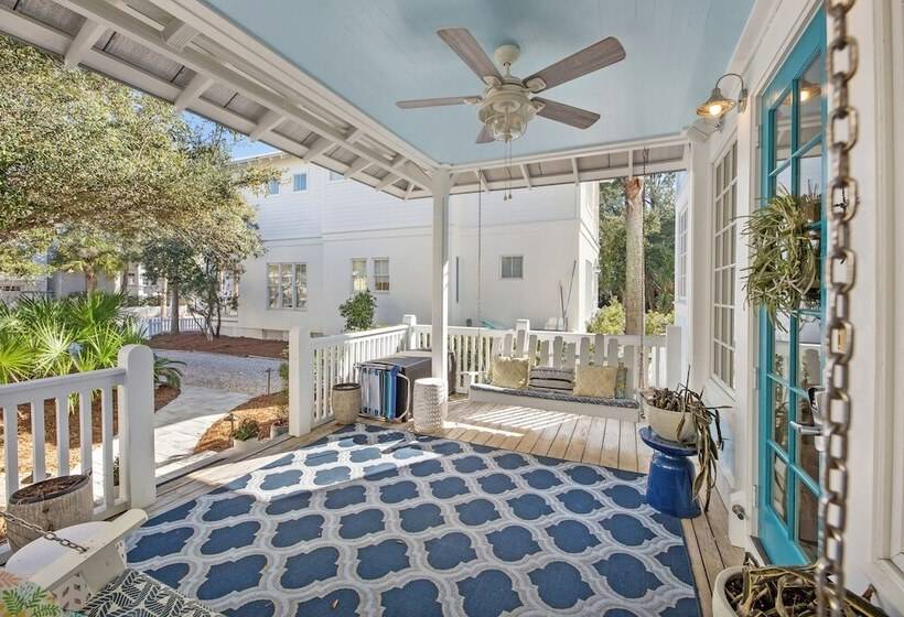 Quaint 2br/2.5ba Cottage Nestled Between 30a & Panama City Beach! Sleeps 6!