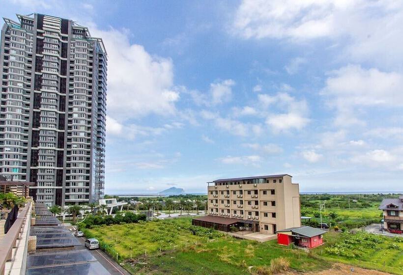 تختخواب و صبحانه Silimu Hostel