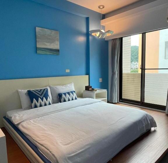 تختخواب و صبحانه Silimu Hostel