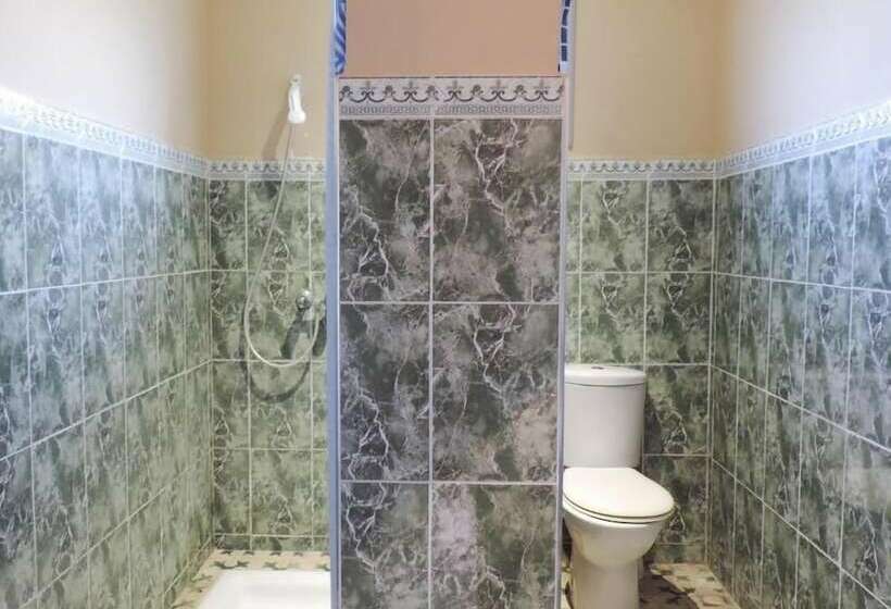 مسافرخانه Auberge Tasra