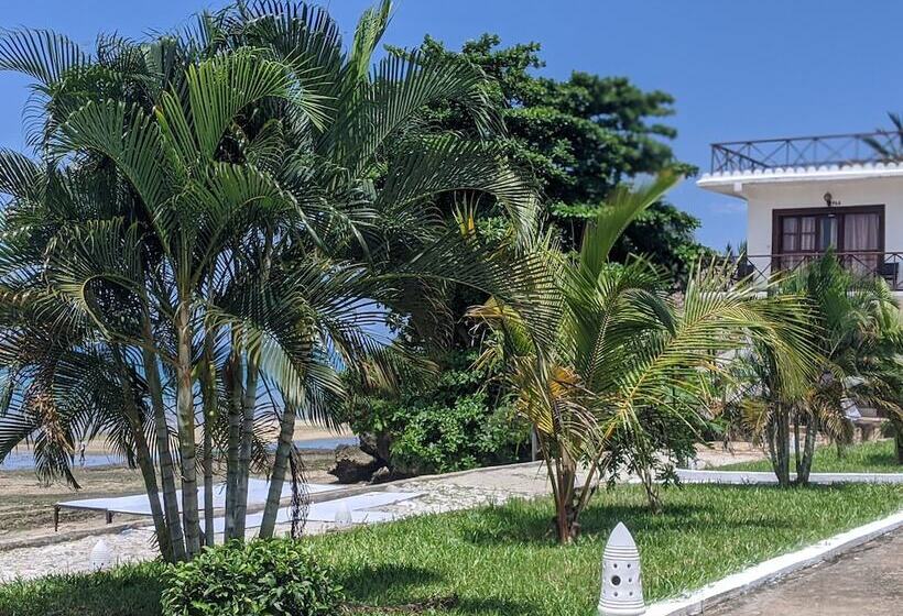 ホテル Amaan Ocean Kihinani