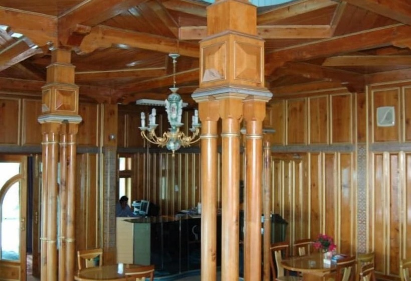 Hotel Canopy Nexus