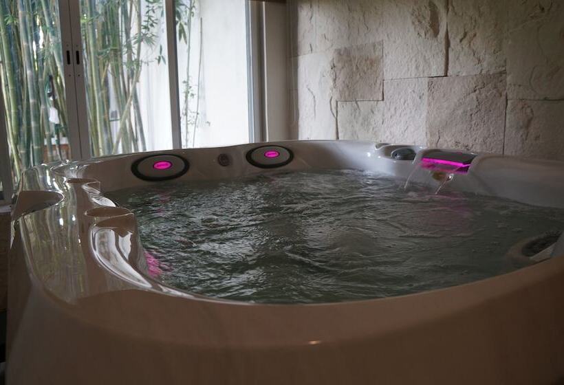 فندق Finca Garullo