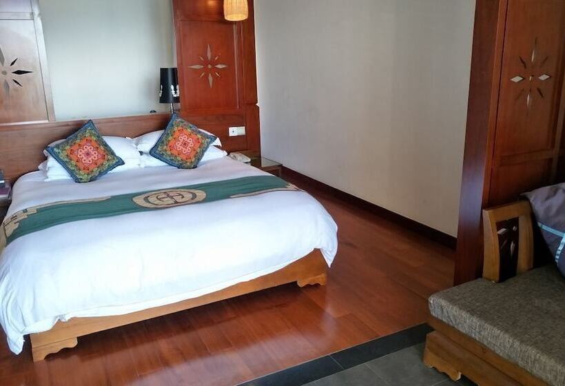 فندق High Mountain Resort   Deqin