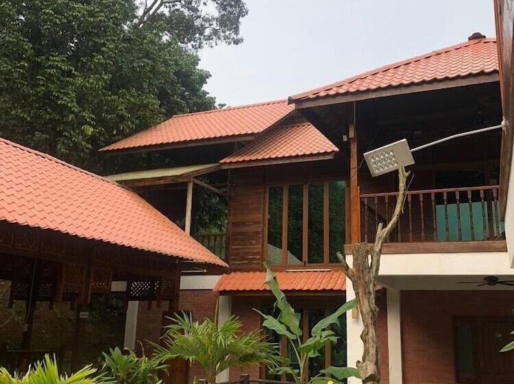 بنسيون Tokwan S Agro Village