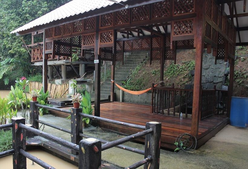 بنسيون Tokwan S Agro Village