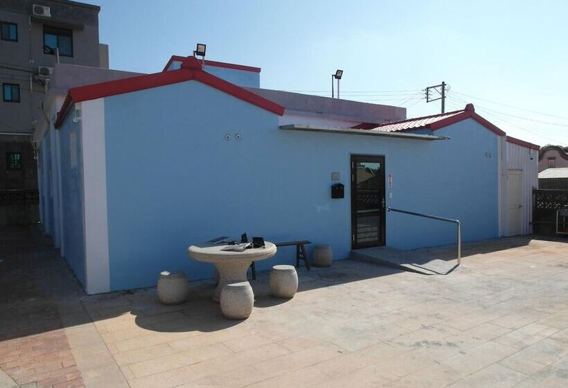 پانسیون Tumbler Travel