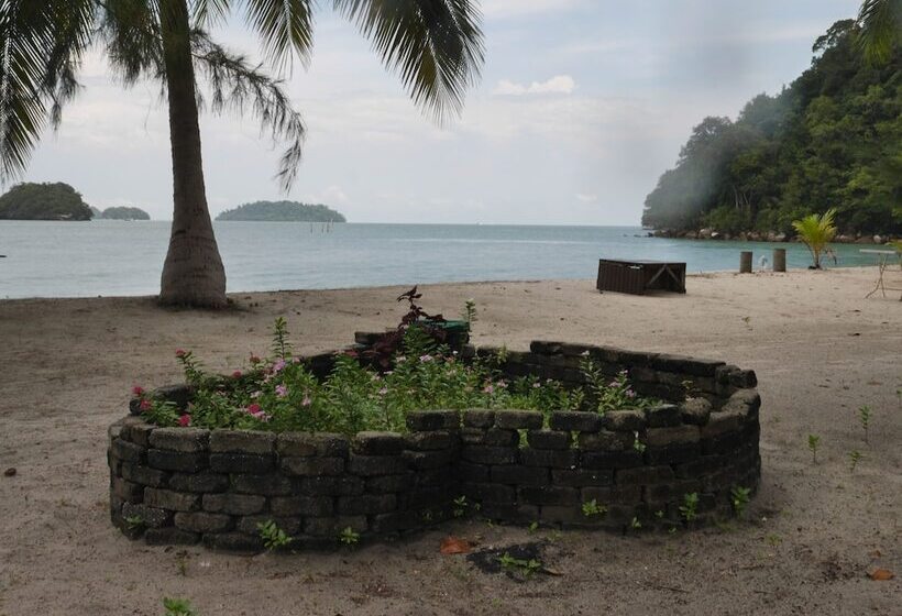 ペンション Wild Pasir Panjang Villas