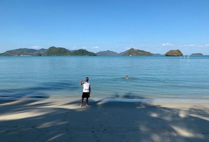 ペンション Wild Pasir Panjang Villas