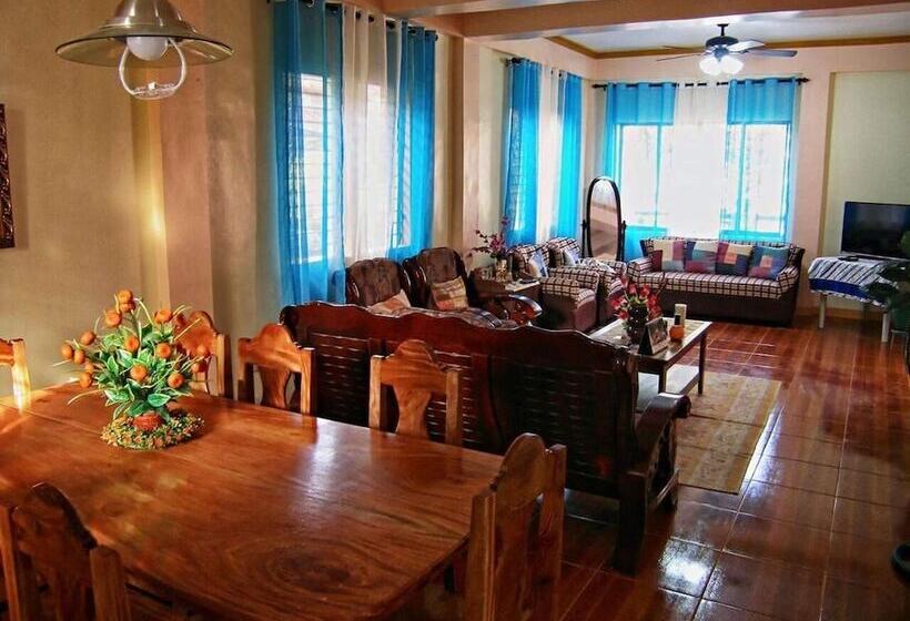 R&e Bed & Breakfast