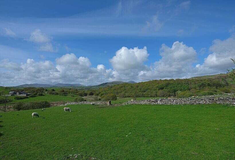 Ty Mawr Porthmadog