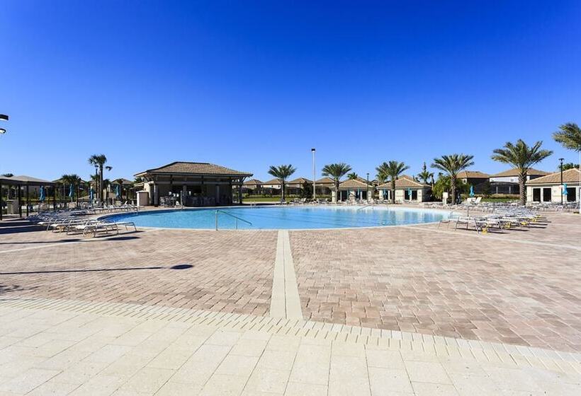 Villa In Champions Gate 1128