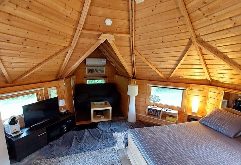 ベッドアンドブレックファースト La Longère Des Nuits De Varenne