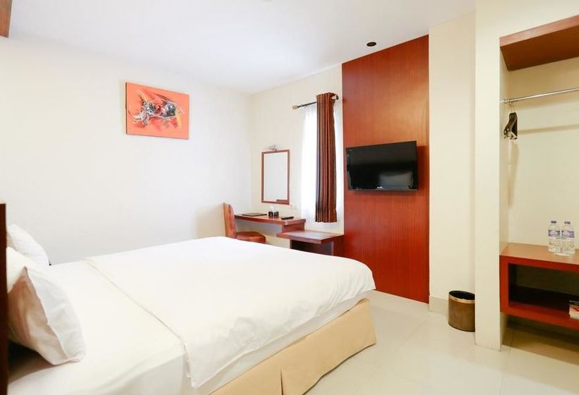 هتل Collection O 1279  Grand Celino Makassar