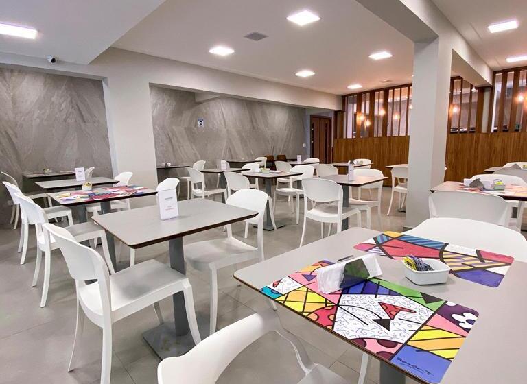 ホテル Ilha Porchat