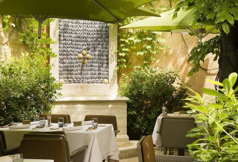 호텔 La Maison D'uzès Relais & Châteaux