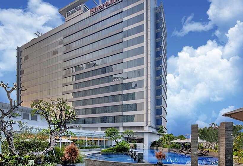 هتل Sheraton Grand Jakarta Gandaria City
