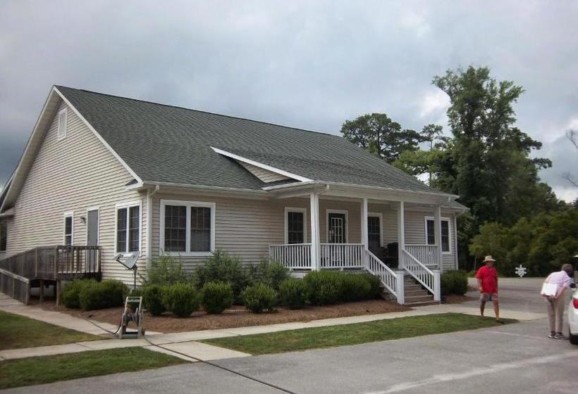 בית מלון כפרי Waterwood Townhouses