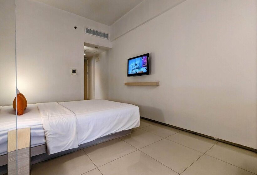 هتل Zuri Express Lippo Cikarang