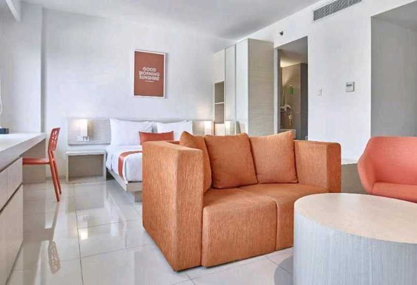 هتل Zuri Express Lippo Cikarang