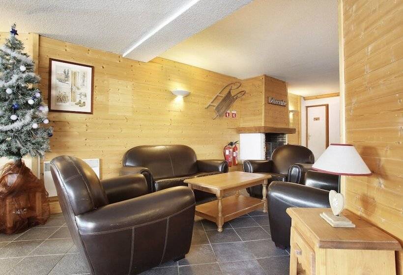 住所  Résidence Odalys Le Village