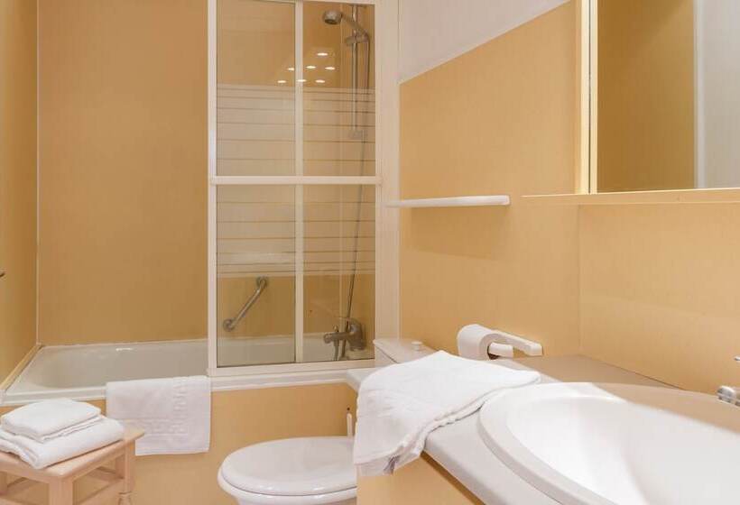 اقامتگاه Résidence Pierre & Vacances Bandol Port