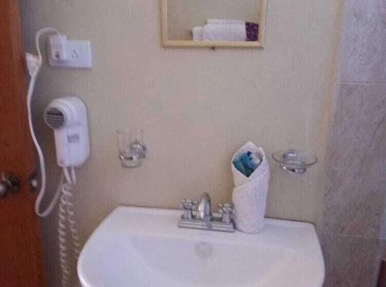 مبيت وإفطار Tres Cañones