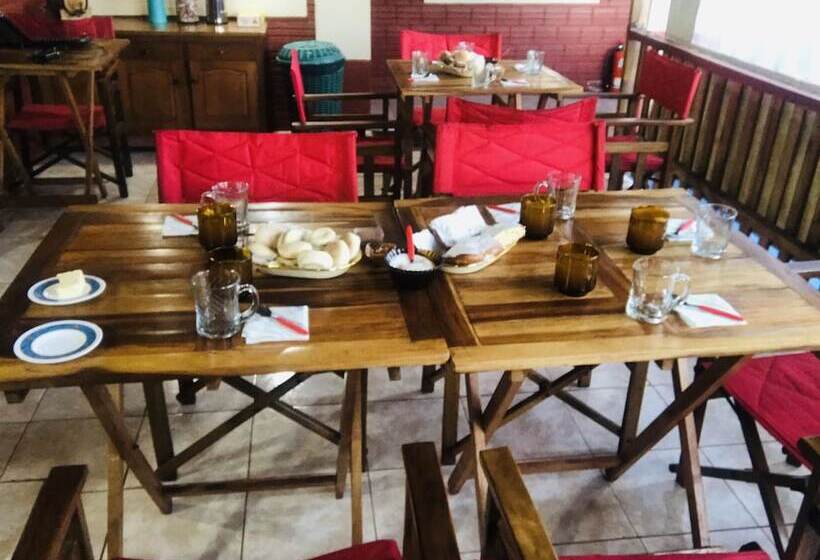 مسافرخانه Residencial Amaru