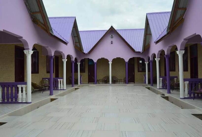 هتل Dalma Zambarau Lodge