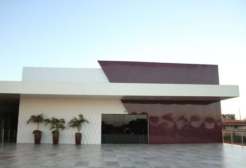 בית מלון כפרי Gurgueia Palace