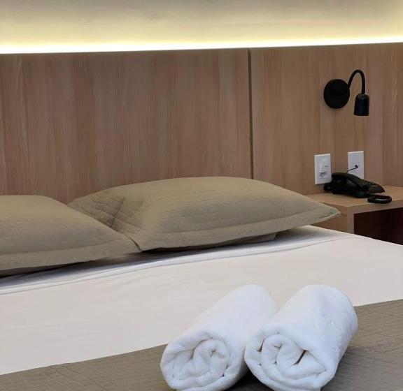 בית מלון כפרי Gurgueia Palace