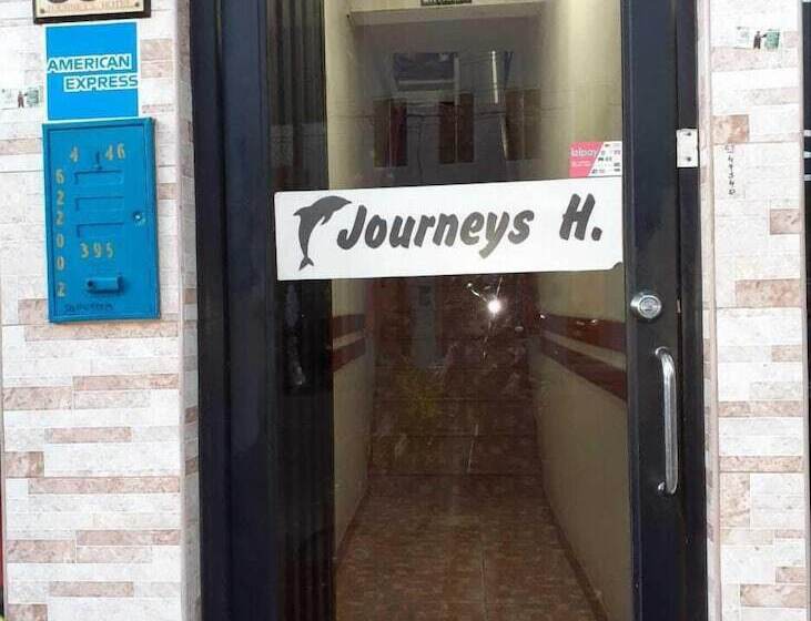 فندق Journeys