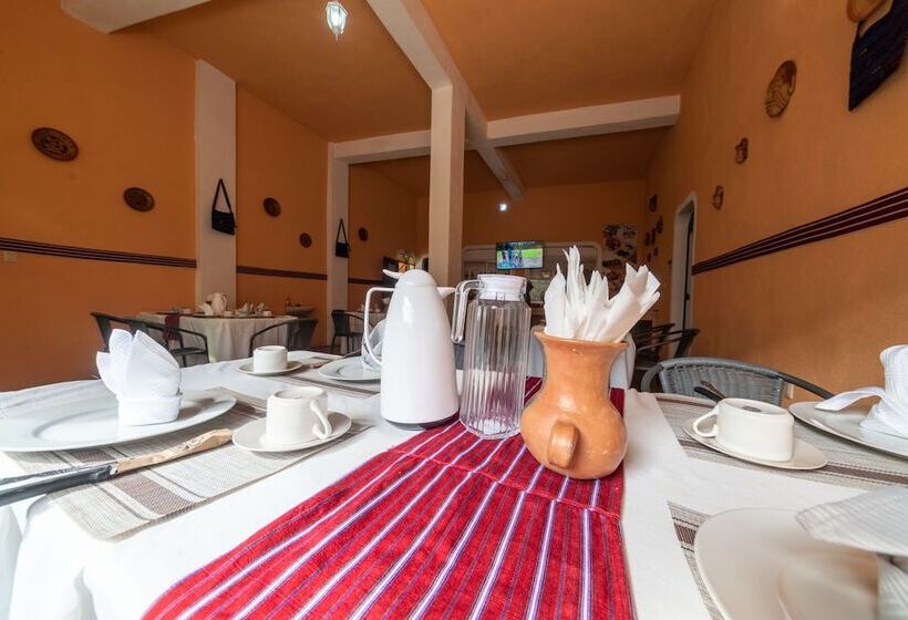 Hotel Puertas Del Cielo