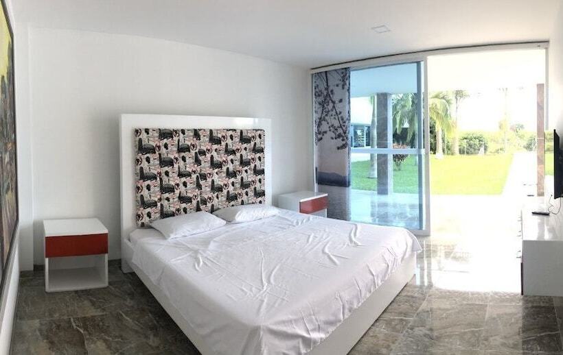 هتل Waja San Alejo