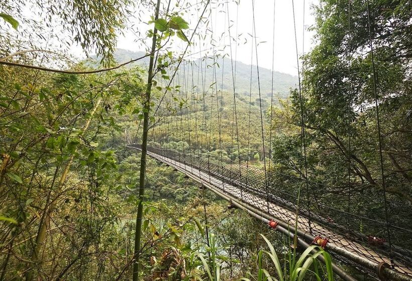 پانسیون Xanadu Hostel