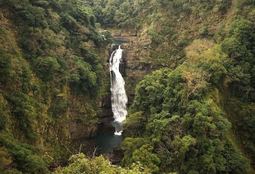 پانسیون Xanadu Hostel