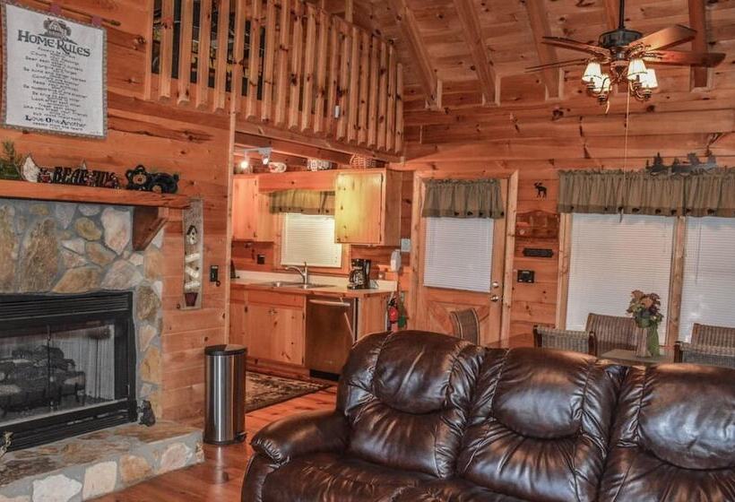 3 Bears Lodge