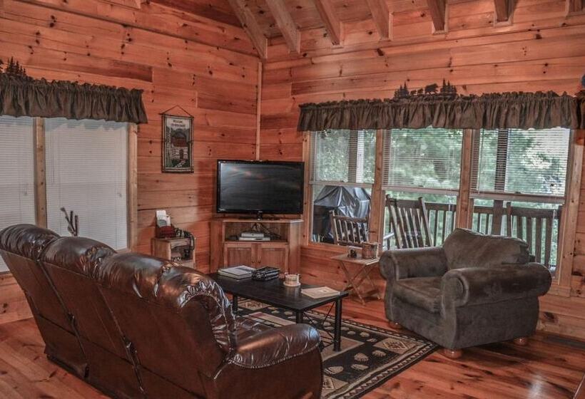 3 Bears Lodge