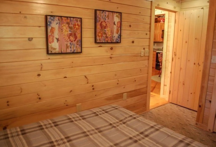 Bear Lake Lodge
