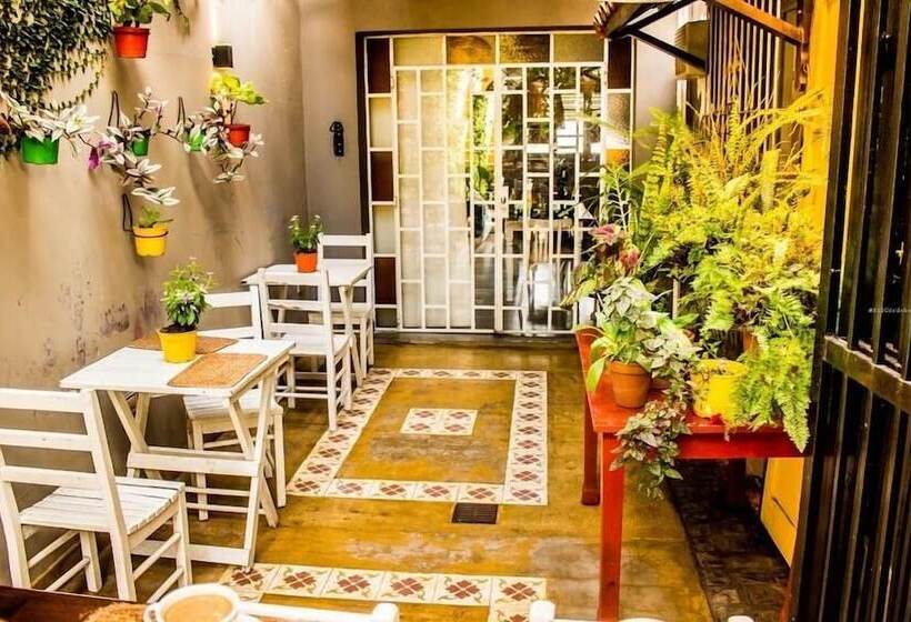 تختخواب و صبحانه Casa Citá