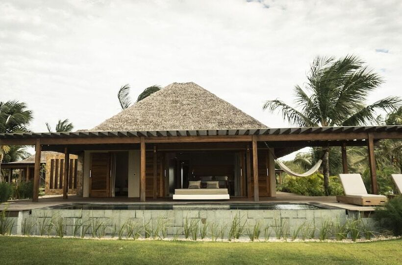 فندق Casana