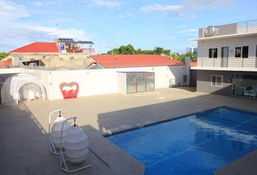 בית מלון כפרי Edello Resort & Pool Villa