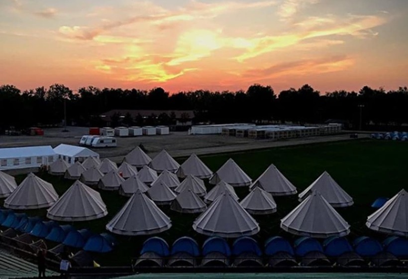 ホテル Festanation Oktoberfest Camp No.2