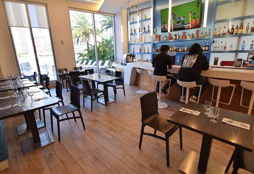 فندق Ocean & Bay View Residence 1 Bed 1 Bath @ Beachwalk