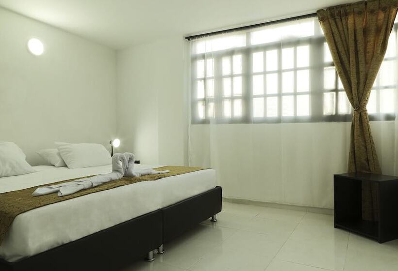 هتل Sol Inn   Santa Marta