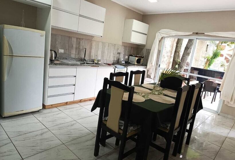 هتل Village Del Sol